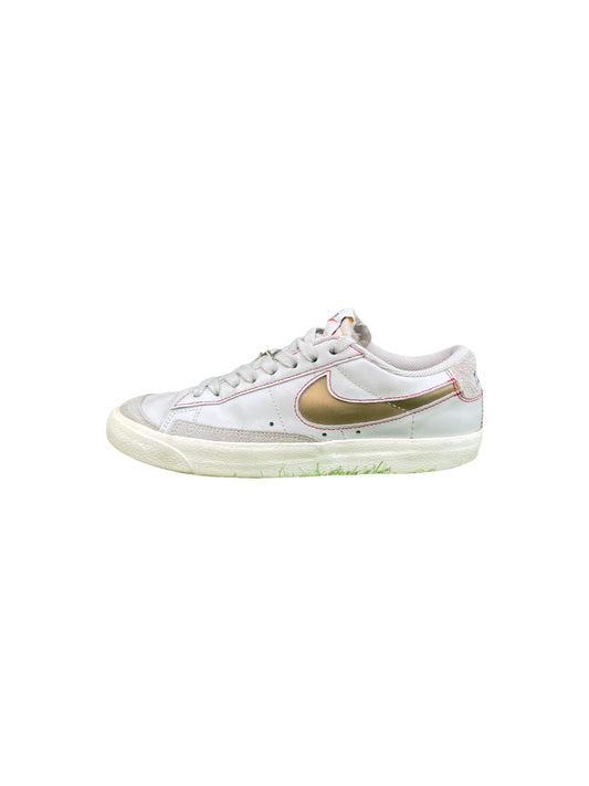 Nike Blazer Low 77 “Light Bone” (EUR 40 | US 7)