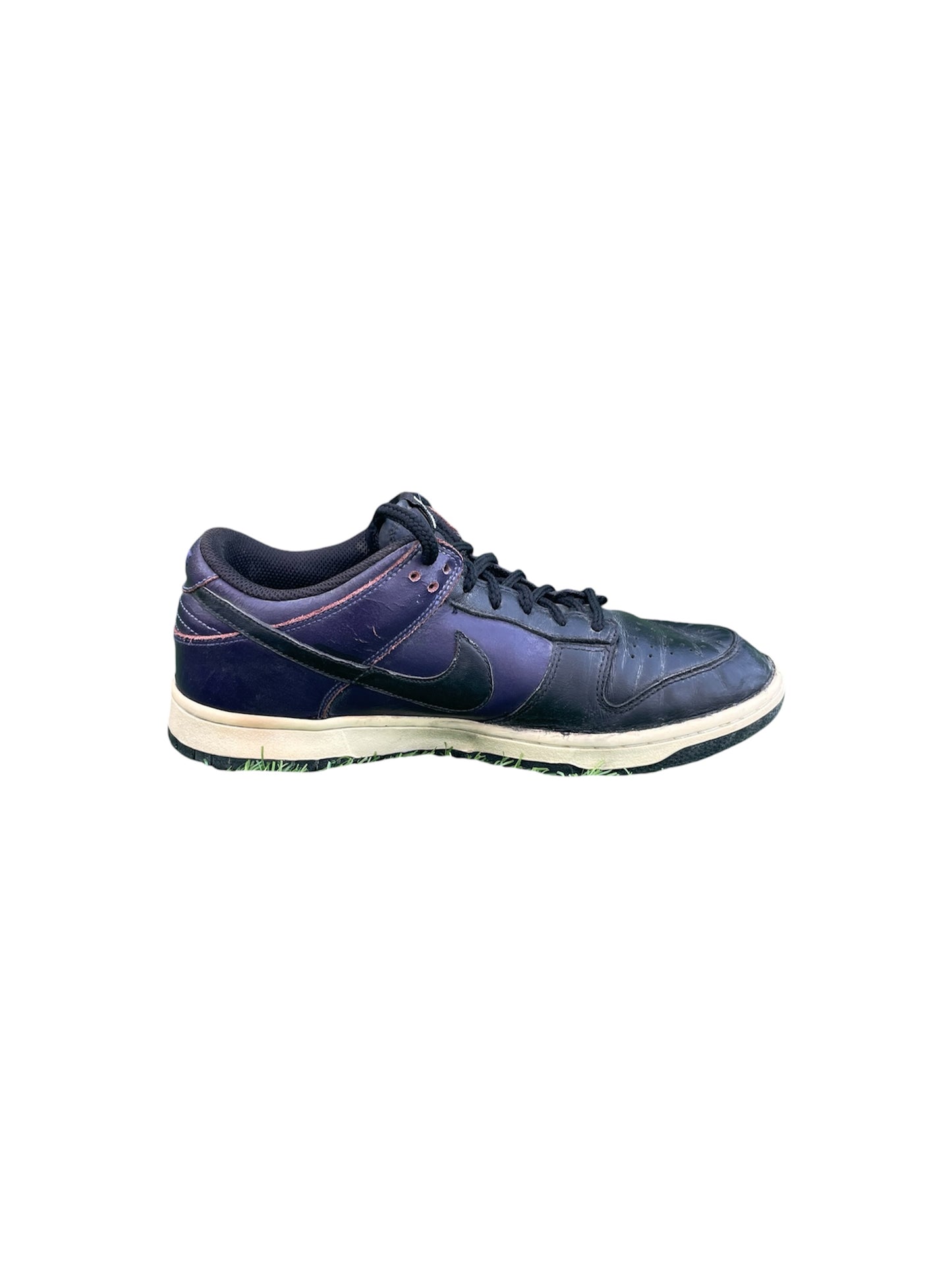Nike Dunk Low “Black / Purple” (EUR 41 | US 8)