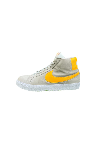 Nike SB Zoom Blazer Mid – Summit White / Laser Orange (EUR 41 | US 8)