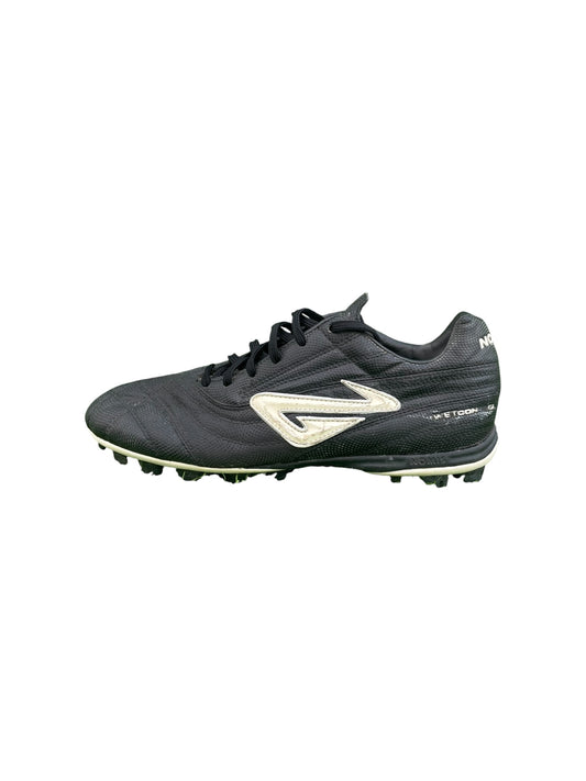 Nomis Football Boots – US 8.5 / UK 8 / EU 42.5 (26.5cm)