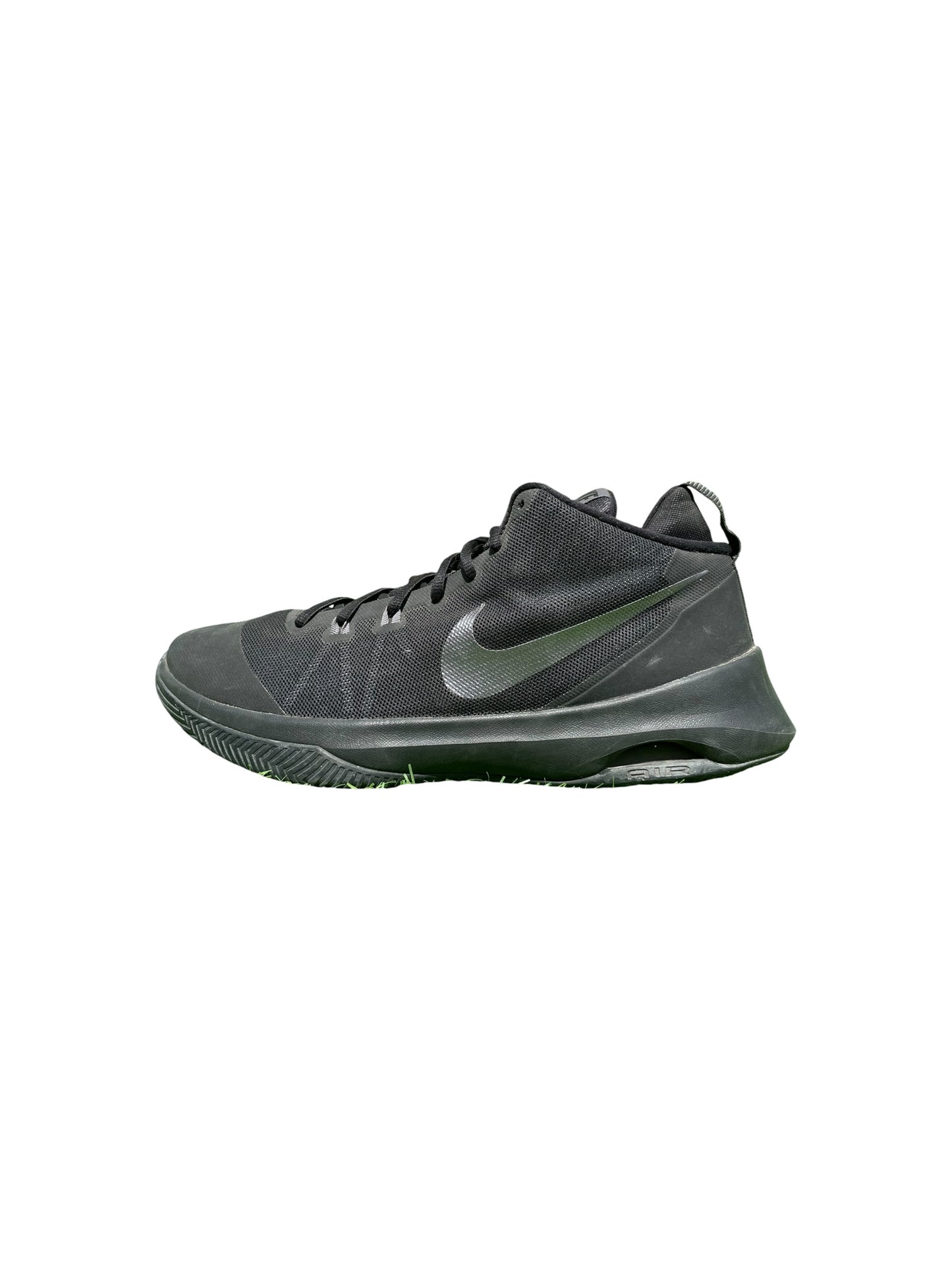 Nike Air Versitile NBK Basketball Shoes – US 13 / UK 12 / EU 47.5 (31cm)