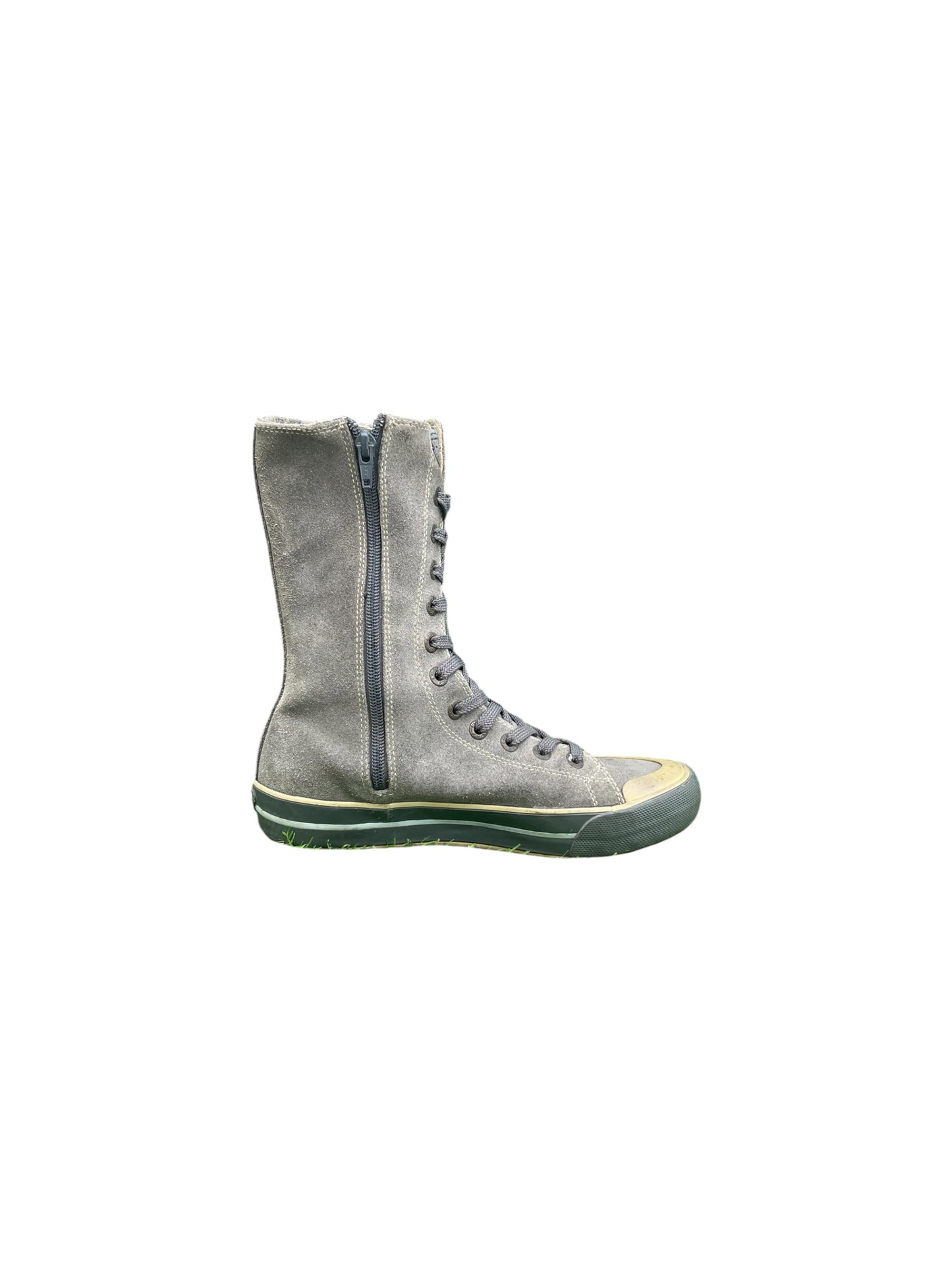 Canvas High-Top Sneakers – Stylish & Comfortable